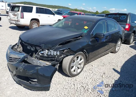 2014 Acura Rlx z USA, uszkodzony, nr VIN JH4KC1F30EC002861